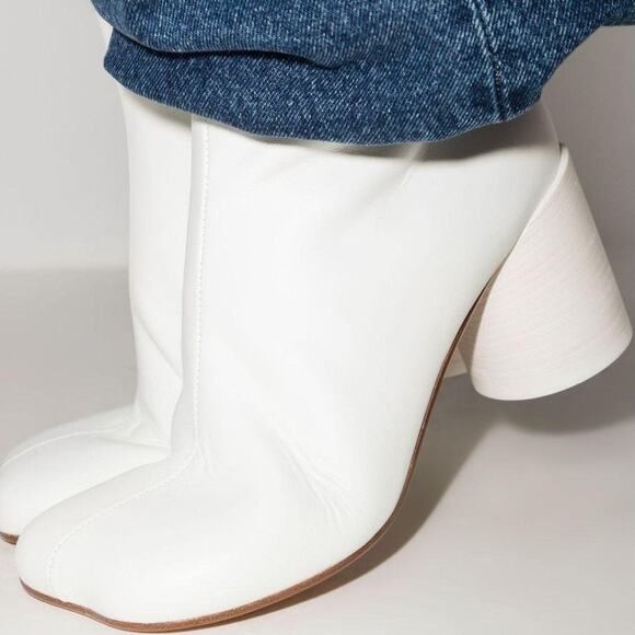 MM6 Maison Martin Margiela White Lambskin Anatomic 45 Ankle Boots 37 NIB $550 - Picture 1 of 16